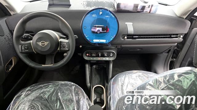Mini Cooper Электрический (Electric) 4세대 SE Classic, 2024 7