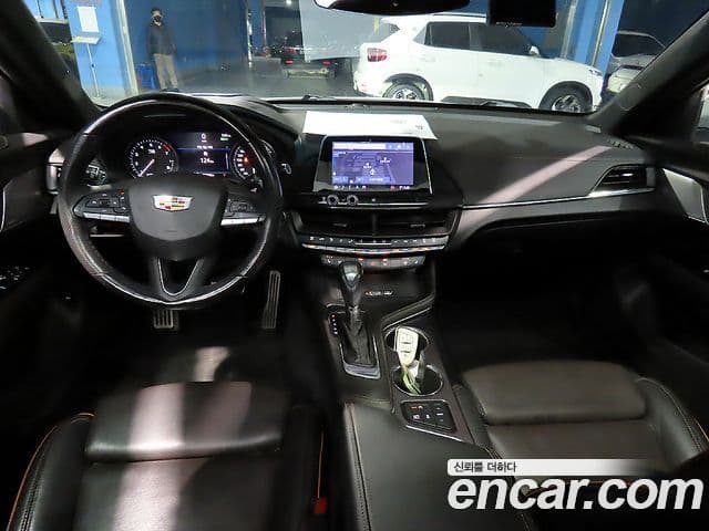 Cadillac CT4 2.0 Sport, 2020 все фото