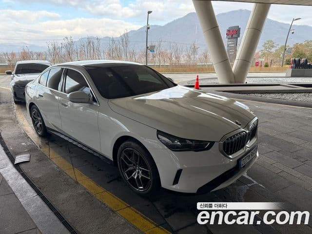 BMW 5시리즈 (G60), 2026 1