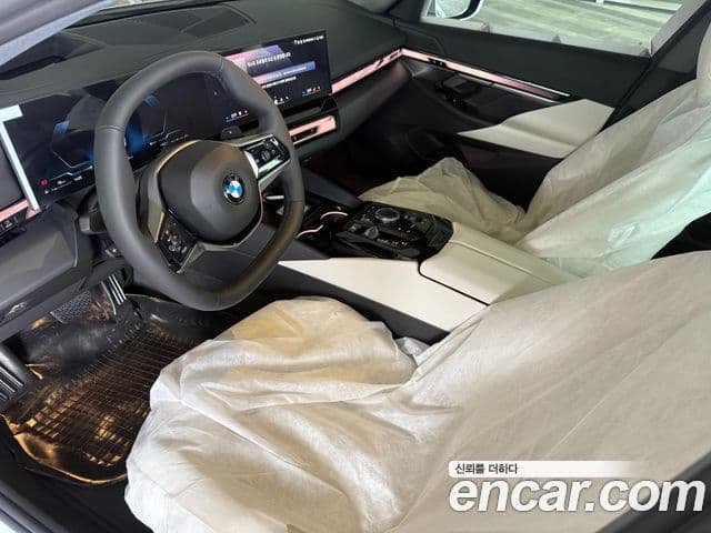 BMW 5시리즈 (G60), 2026 11