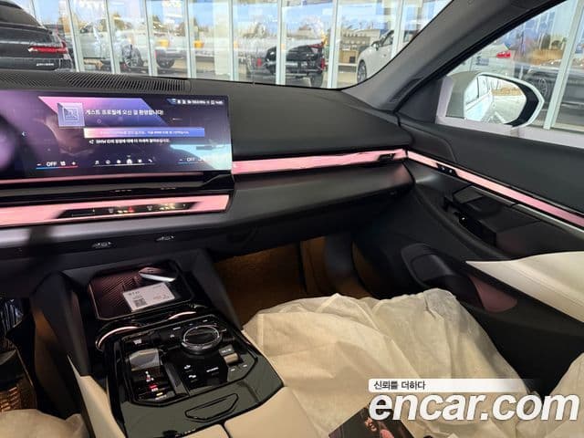 BMW 5시리즈 (G60), 2026 12