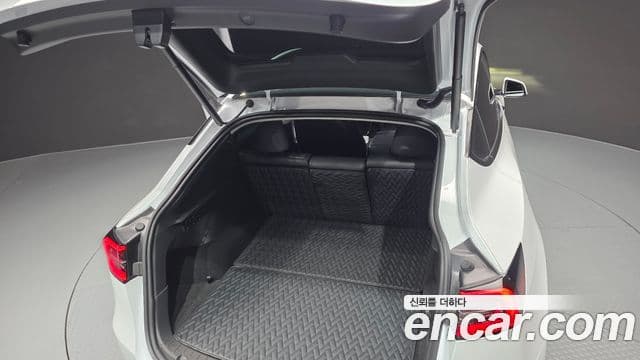 Tesla модель Y, 2024 20