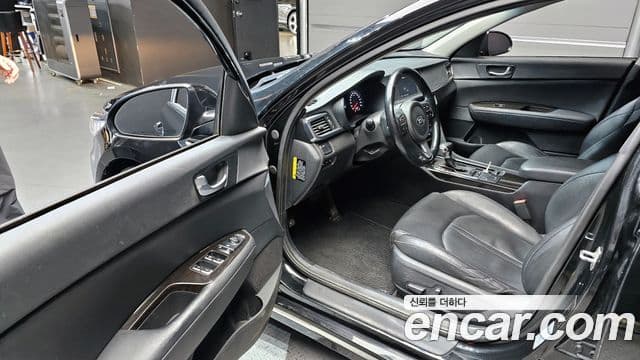Kia K5 2세대 Prestige, 2016 10