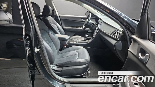 Kia K5 2세대 Prestige, 2016 11