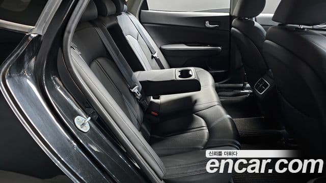 Kia K5 2세대 Prestige, 2016 12