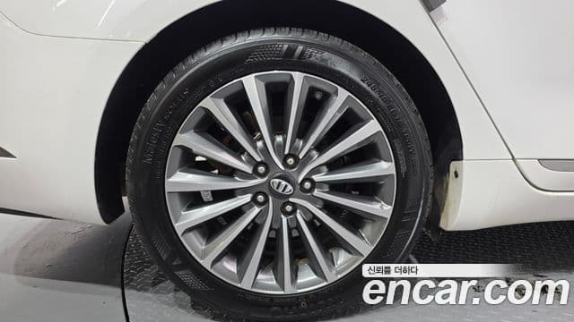 Kia All New K7 2.2 дизель Limited, 2018 все фото