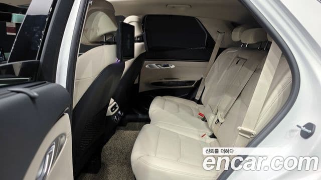 Genesis GV70, 2024 12