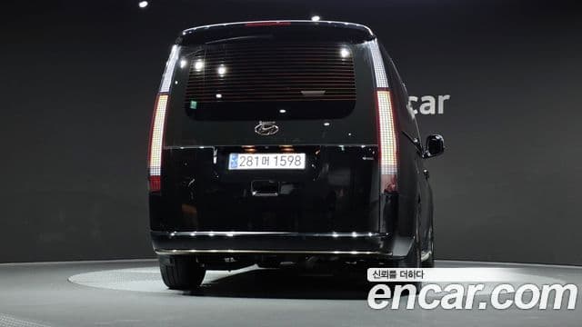 Hyundai Staria Inspiration, 2022 4