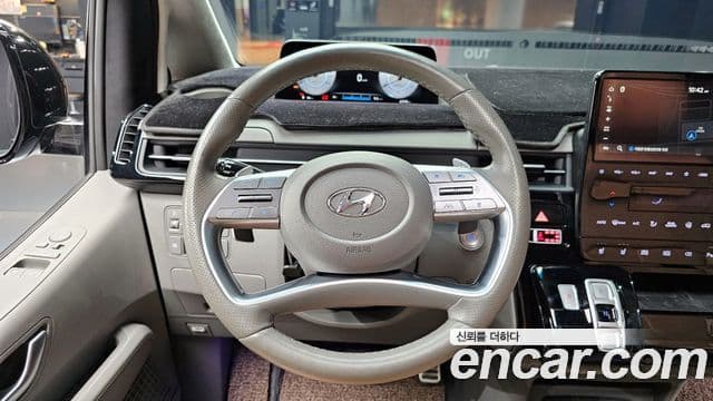Hyundai Staria Inspiration, 2022 13