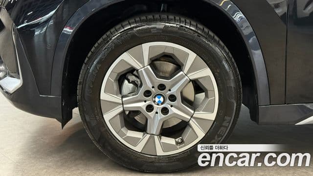 BMW X1 (U11) sDrive 20i xLine, 2025 все фото