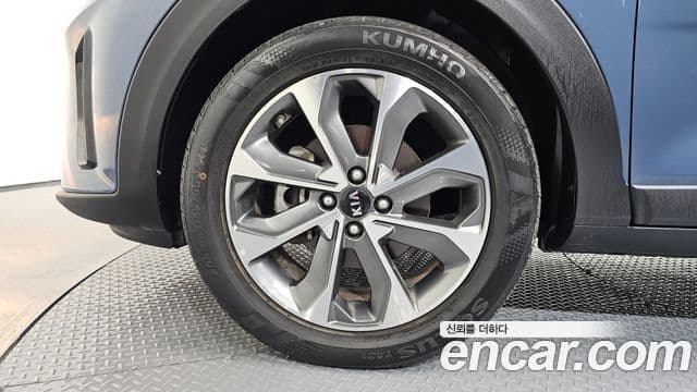 Kia Stonic Trendy, 2019 все фото