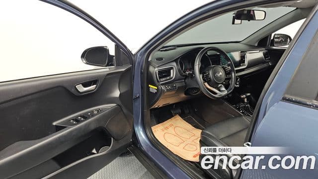 Kia Stonic Trendy, 2019 10