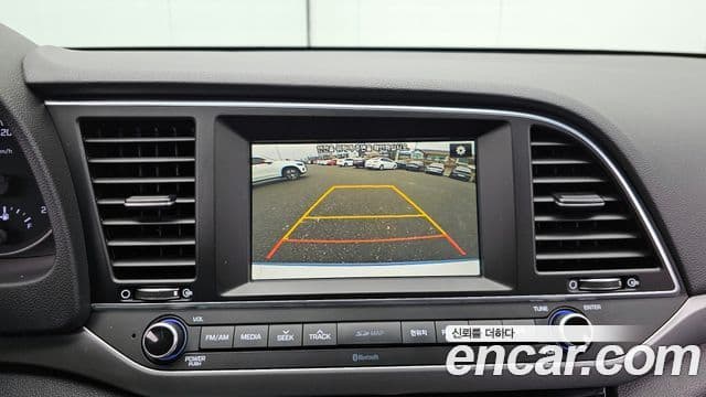 Hyundai Avante AD 1.6 GDI Smart, 2017 16