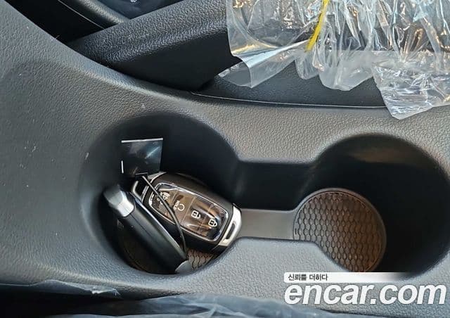 Hyundai Venue Premium, 2026 14