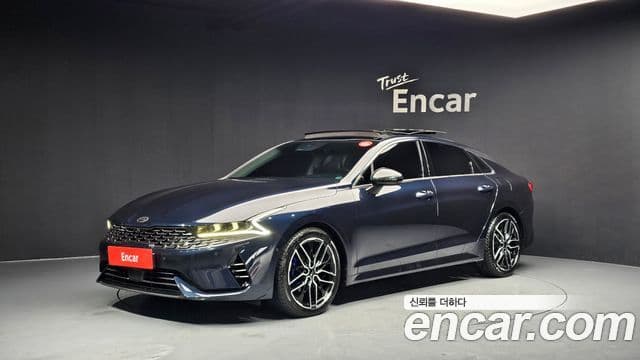 Kia K5 гибрид 3세대 Signature, 2021 1