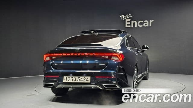 Kia K5 гибрид 3세대 Signature, 2021 4