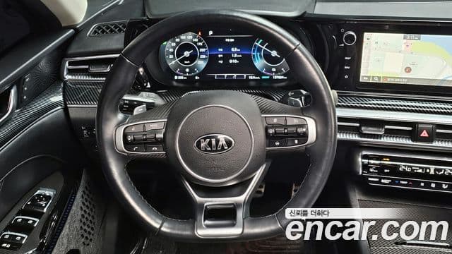 Kia K5 гибрид 3세대 Signature, 2021 14