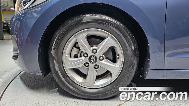 Hyundai Avante AD 1.6 GDI Smart, 2016 все фото