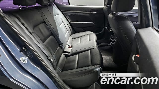 Hyundai Avante AD 1.6 GDI Smart, 2016 12