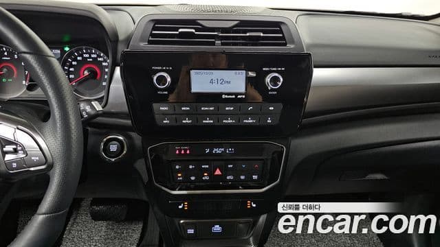 KG모빌리티(SsangYong) The / новый New Tivoli V1, 2024 15