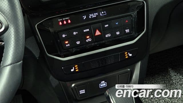 KG모빌리티(SsangYong) The / новый New Tivoli V1, 2024 18