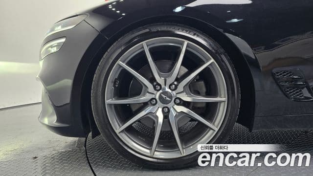 Genesis The / новый New G70, 2021 все фото