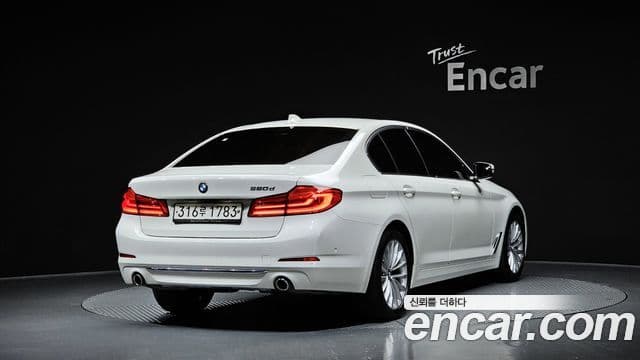 BMW 5시리즈 (G30) 520d Luxury Plus, 2020 2