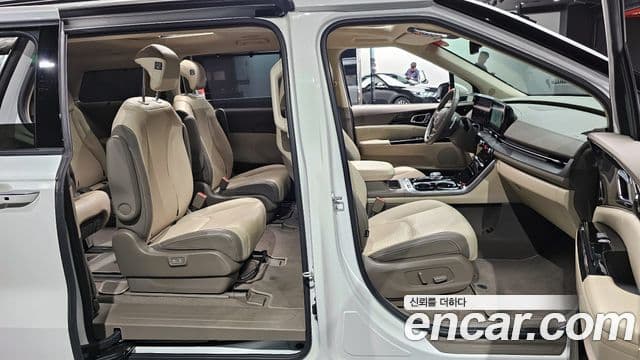 Kia Carnival 4세대 Signature, 2022 10