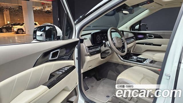 Kia Carnival 4세대 Signature, 2022 11
