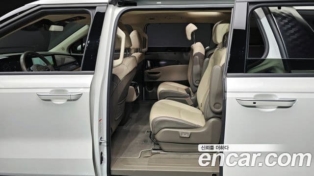 Kia Carnival 4세대 Signature, 2022 12