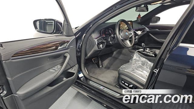 BMW 5시리즈 (G30) 520i M Sport, 2022 10