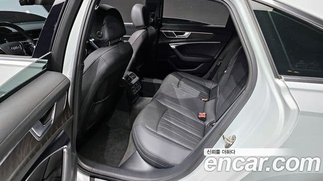 Audi A6 (C8) Premium, 2023 12