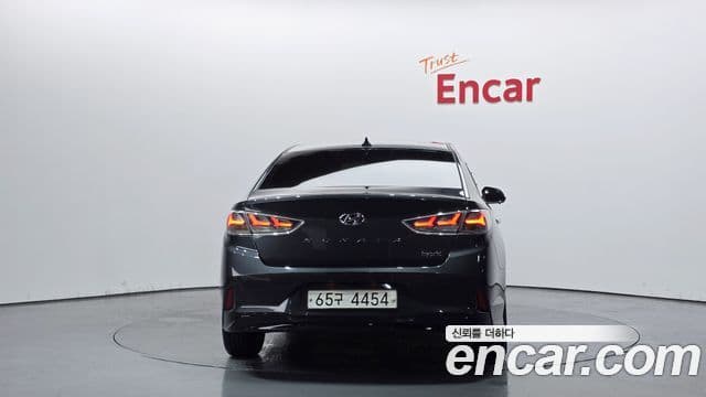 Hyundai Sonata New 라이즈 гибрид Modern, 2018 4
