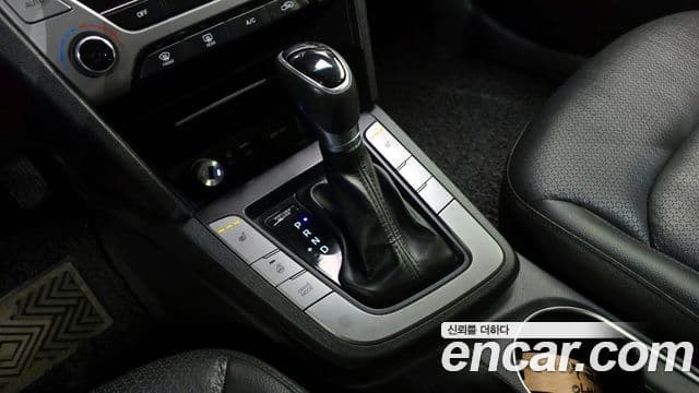 Hyundai Avante AD 1.6 GDI Smart, 2016 9