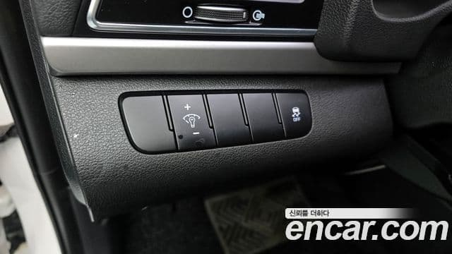 Hyundai Avante AD 1.6 GDI Smart, 2016 17