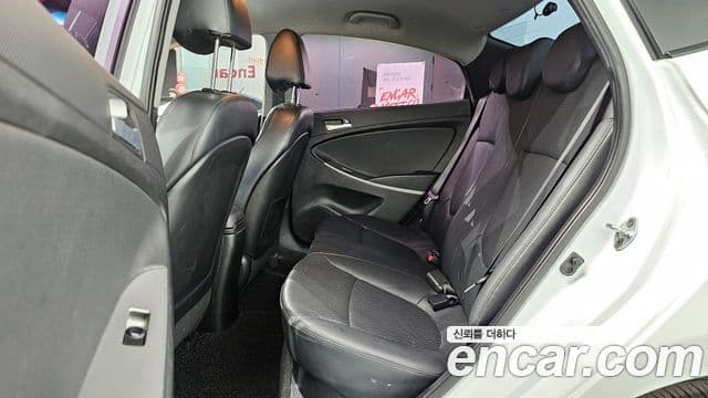 Hyundai Accent(новый кузов / новое поколение) Modern, 2016 12