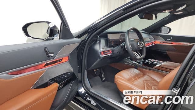 BMW 7시리즈 (G70) 740i sDrive M Sport, 2023 10