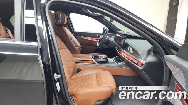 BMW 7시리즈 (G70) 740i sDrive M Sport, 2023 11