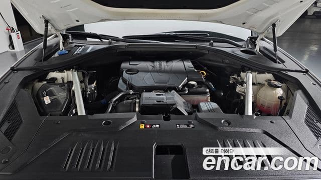 Genesis GV70, 2021 6