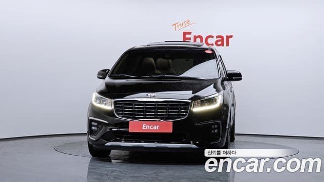 Kia The / новый New Carnival VIP, 2019 3