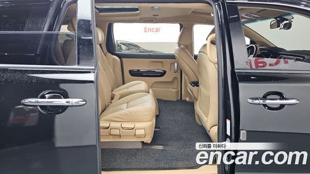 Kia The / новый New Carnival VIP, 2019 12