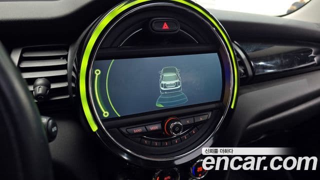 Mini Cooper 3세대, 2015 15