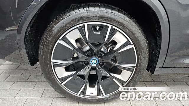 BMW iX3 M Sport, 2025 все фото
