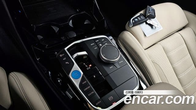 BMW iX3 M Sport, 2025 9