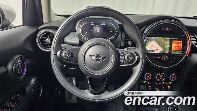 Mini Cooper 3세대, 2021 13