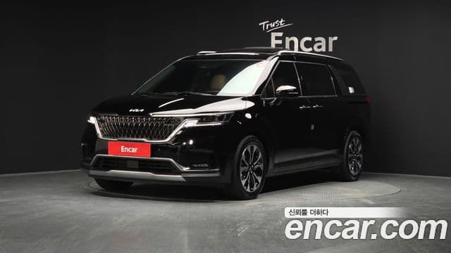 Kia Carnival 4세대 Signature, 2022 1