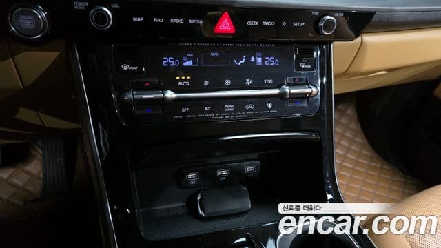 Kia Carnival 4세대 Signature, 2022 16