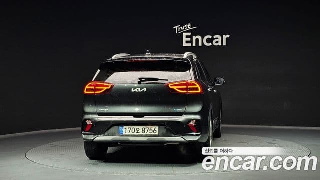 Kia The / новый New Niro Signature, 2022 4