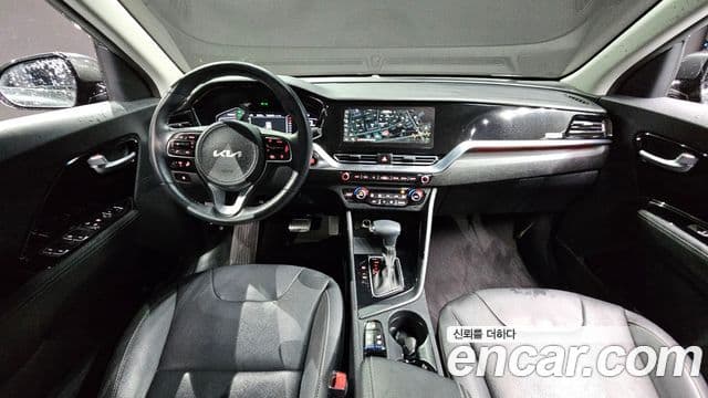 Kia The / новый New Niro Signature, 2022 7