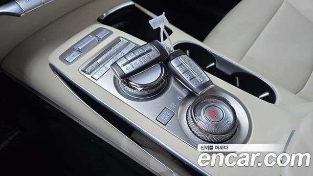 Genesis GV70, 2024 9